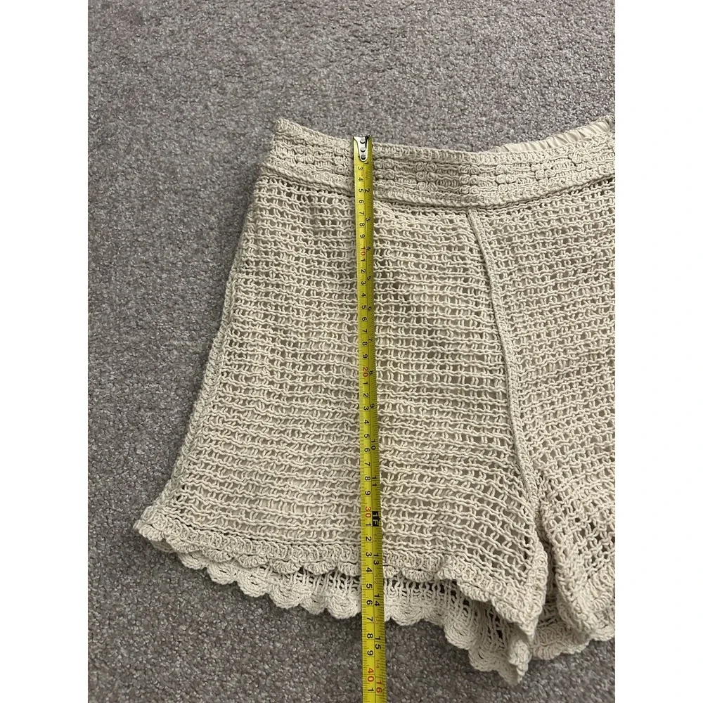 Skies Are Blue Crochet‎ Shorts Womens Small Beige Excellent High Waist Scalloped